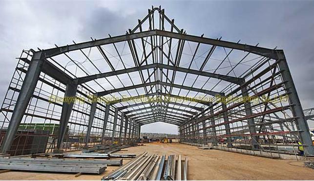 کم هزینه ساختار فولاد گالوانیزه انبار صنعتی صنعتی ساختمان فلزی